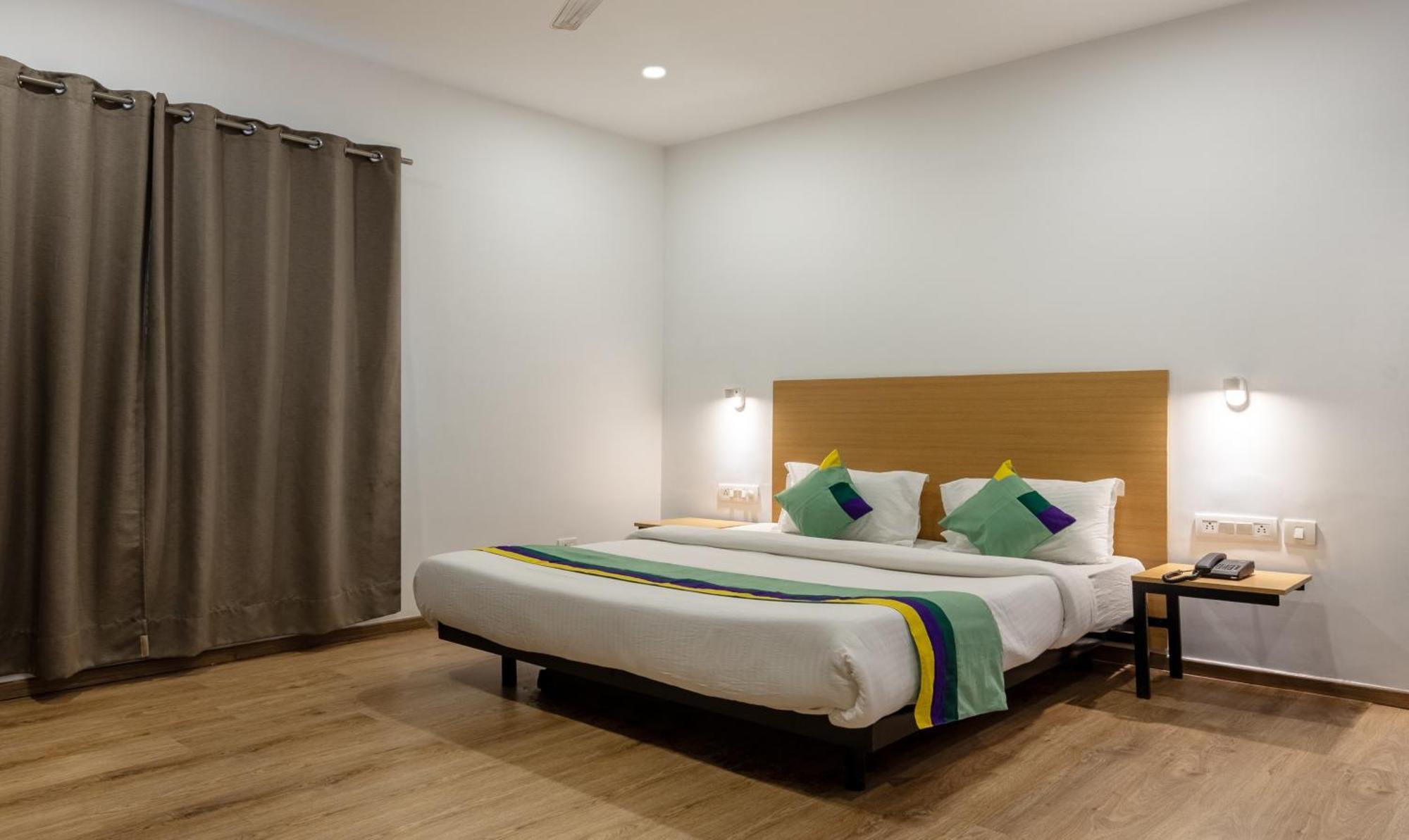 Treetops Inn Chennai Exterior foto